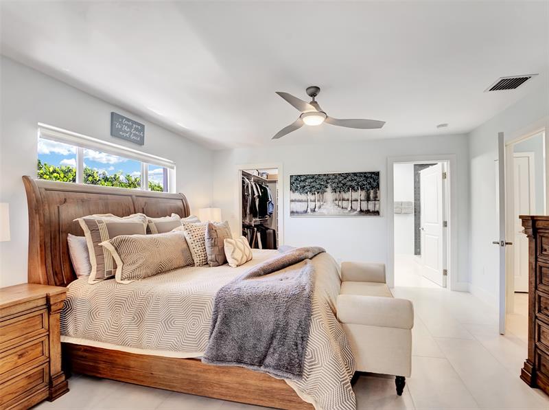 Image 12 of 47 For 320 5th Ave  