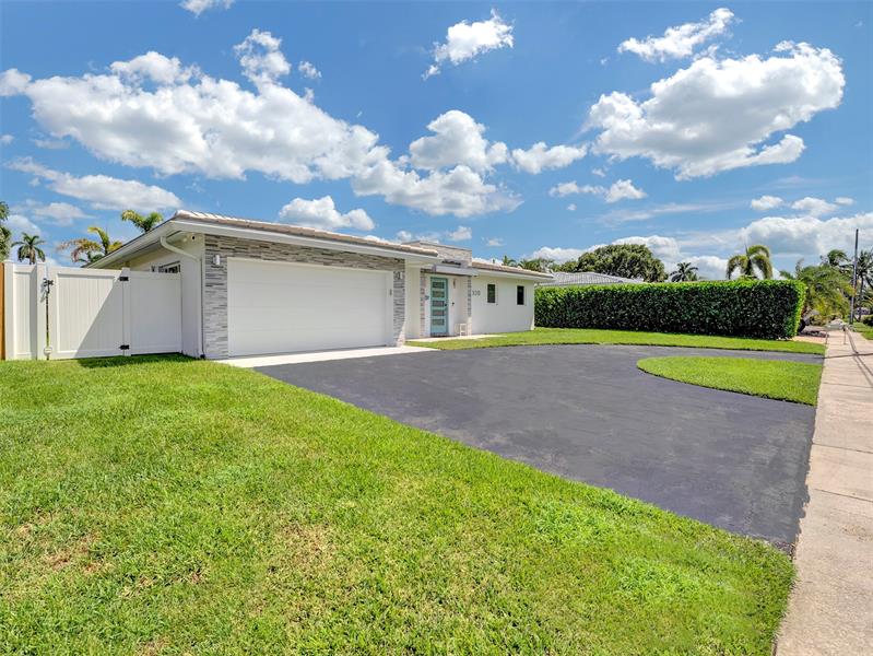 Image 14 of 47 For 320 5th Ave  