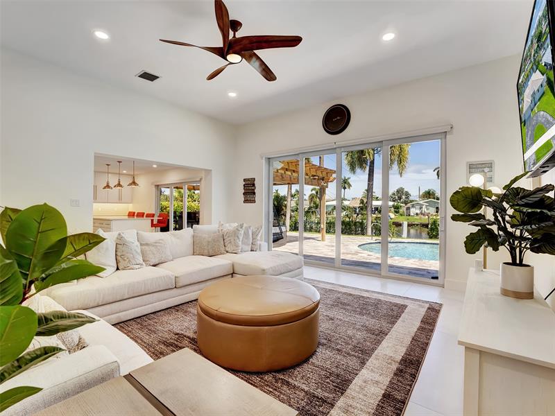 Image 40 of 47 For 320 5th Ave  