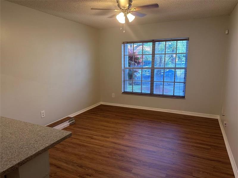 Image 12 of 24 For 839 Garnet Cir