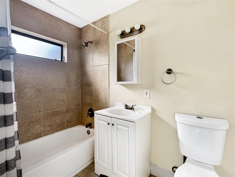 Image 11 of 18 For 3282 13th St