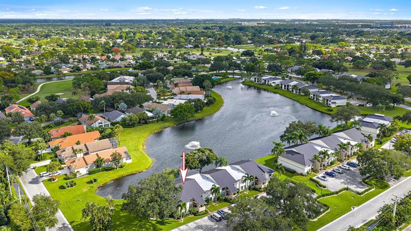 Image 15 of 28 For 6928 Briarlake  102