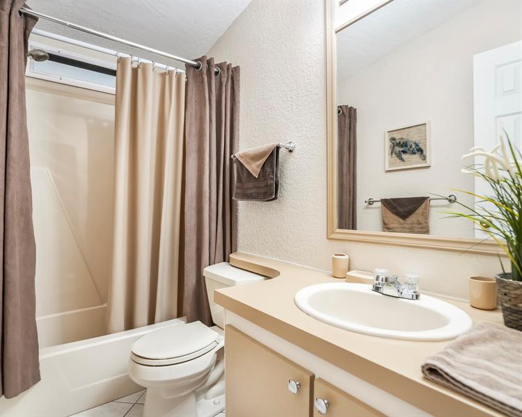 Image 12 of 45 For 8560 20th St