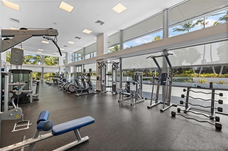 Image 20 of 22 For 2950 188th St  510