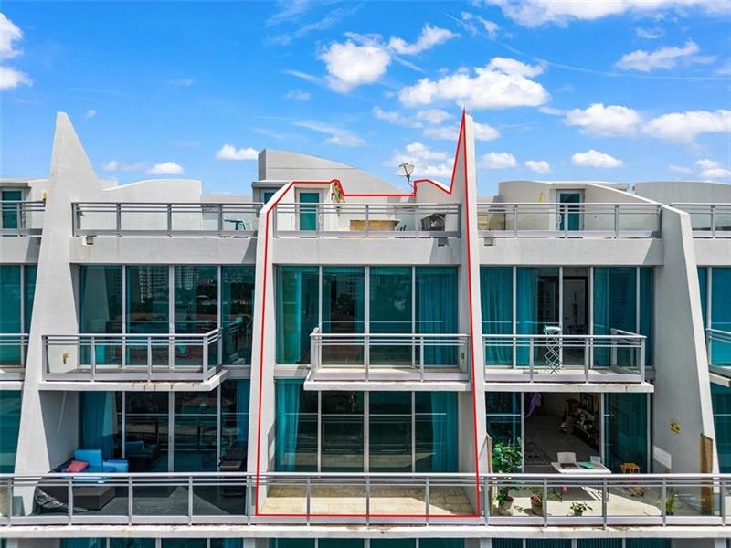 Image 21 of 22 For 2950 188th St  510