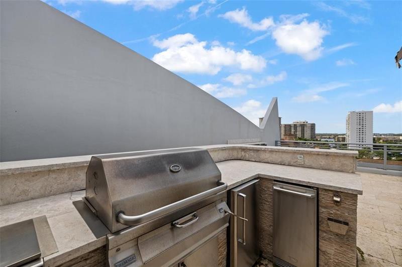 Image 3 of 22 For 2950 188th St  510