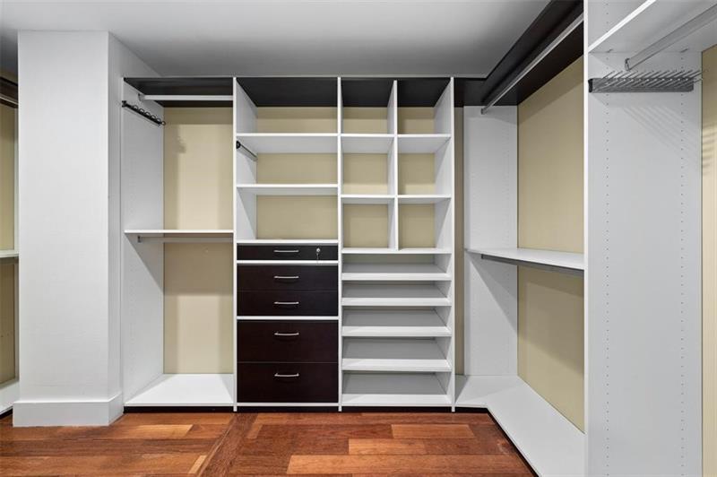 Image 8 of 22 For 2950 188th St  510