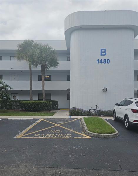 Details for 1480 Sheridan  4b, Hollywood, FL 33020