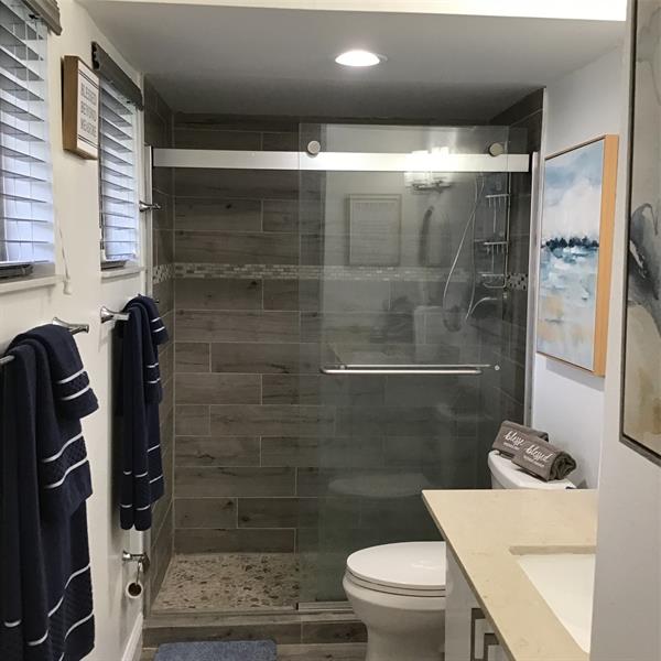 Image 18 of 22 For 1480 Sheridan  4b