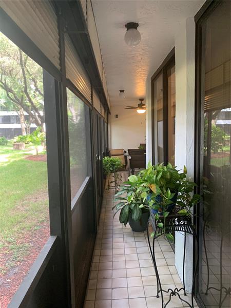 Image 20 of 22 For 1480 Sheridan  4b