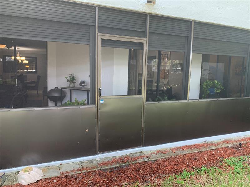 Image 21 of 22 For 1480 Sheridan  4b