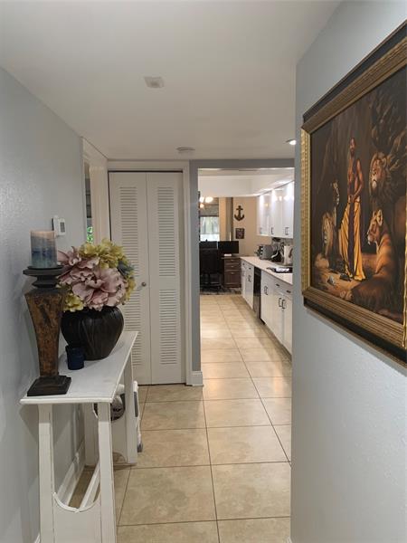 Image 5 of 22 For 1480 Sheridan  4b