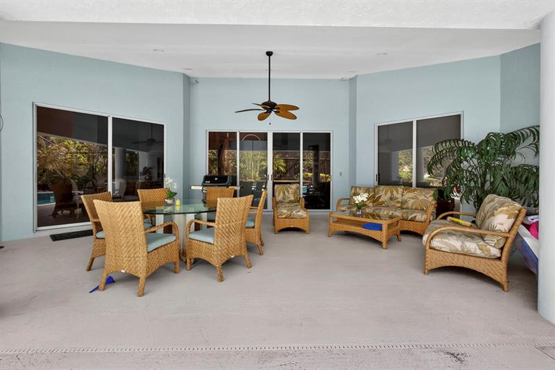 Image 11 of 58 For 6403 Brandon St