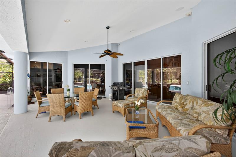 Image 13 of 58 For 6403 Brandon St