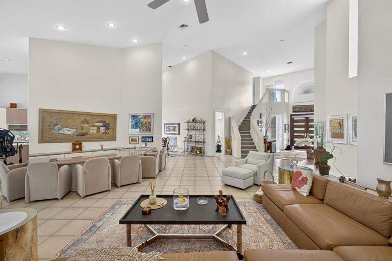 Image 20 of 58 For 6403 Brandon St