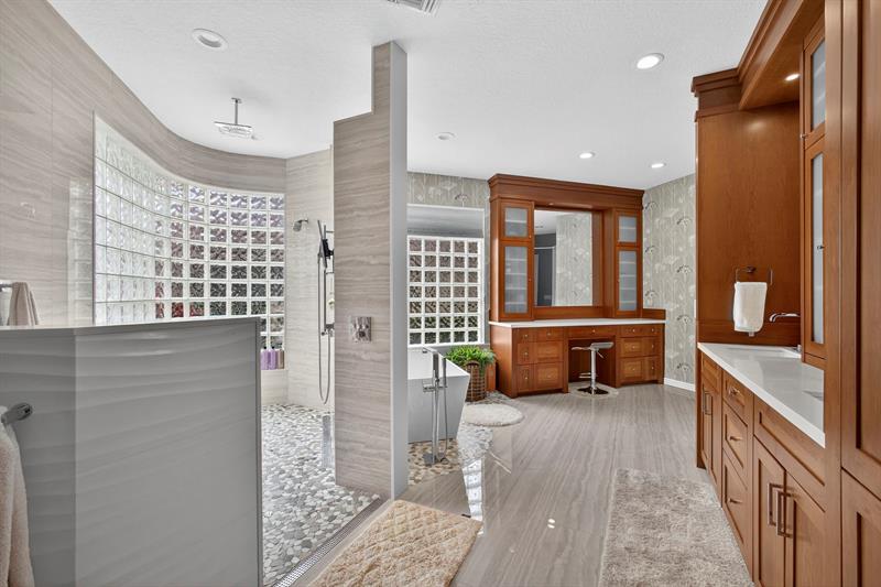 Image 25 of 58 For 6403 Brandon St