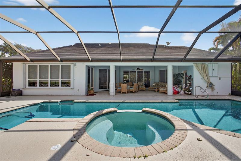 Image 3 of 58 For 6403 Brandon St