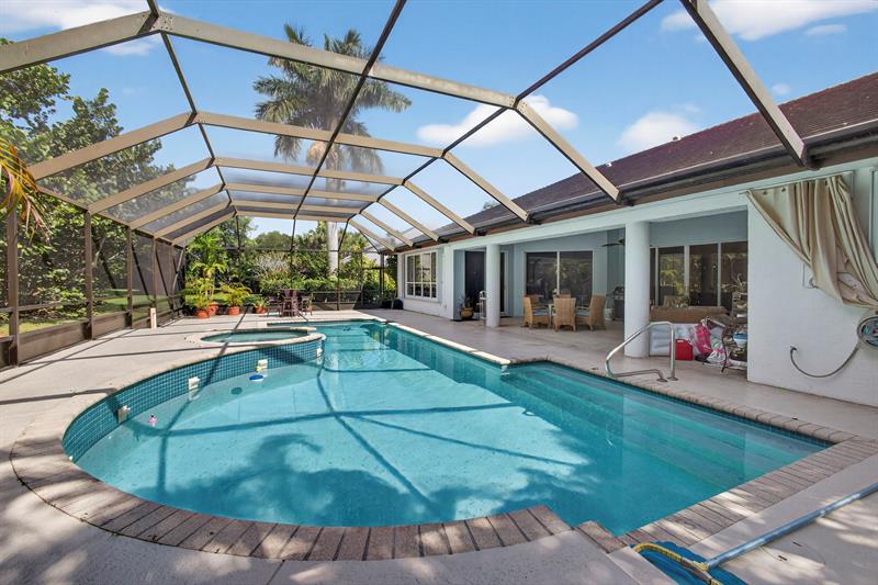 Image 38 of 58 For 6403 Brandon St