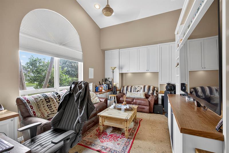 Image 41 of 58 For 6403 Brandon St