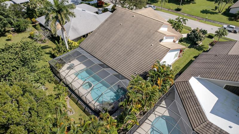 Image 8 of 58 For 6403 Brandon St