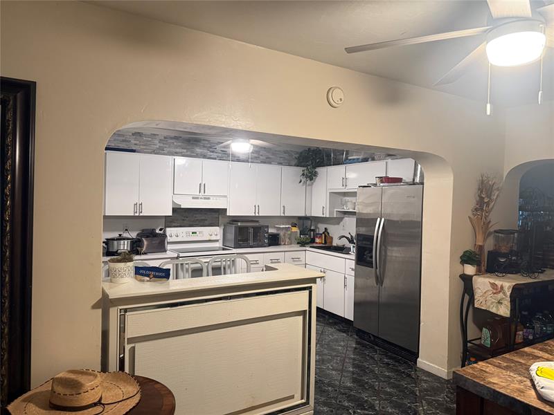 Image 8 of 12 For 16325 24th Ave