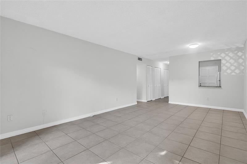 Image 19 of 34 For 8600 109th Ave  4-101