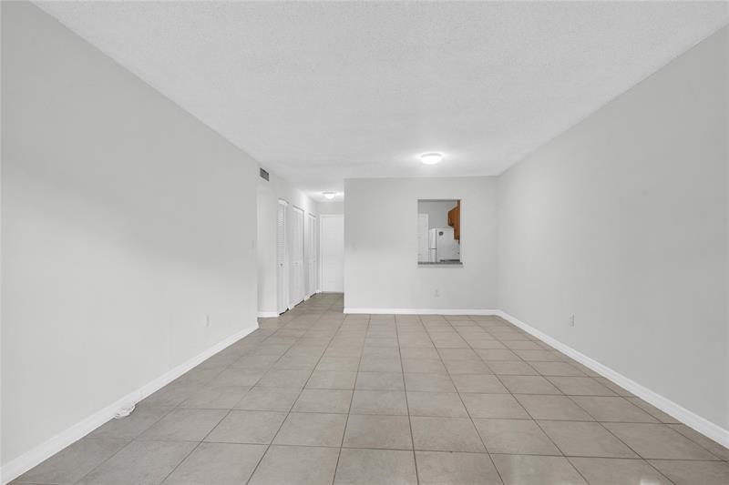 Image 20 of 34 For 8600 109th Ave  4-101