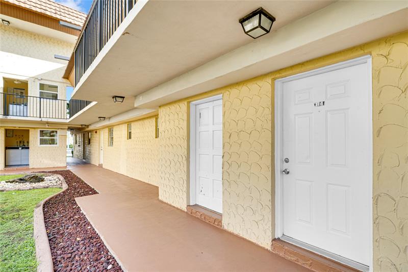 Image 5 of 34 For 8600 109th Ave  4-101