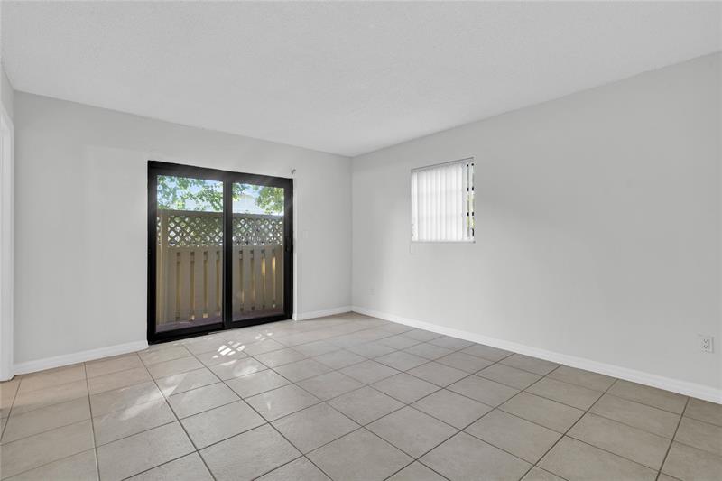 Image 9 of 34 For 8600 109th Ave  4-101