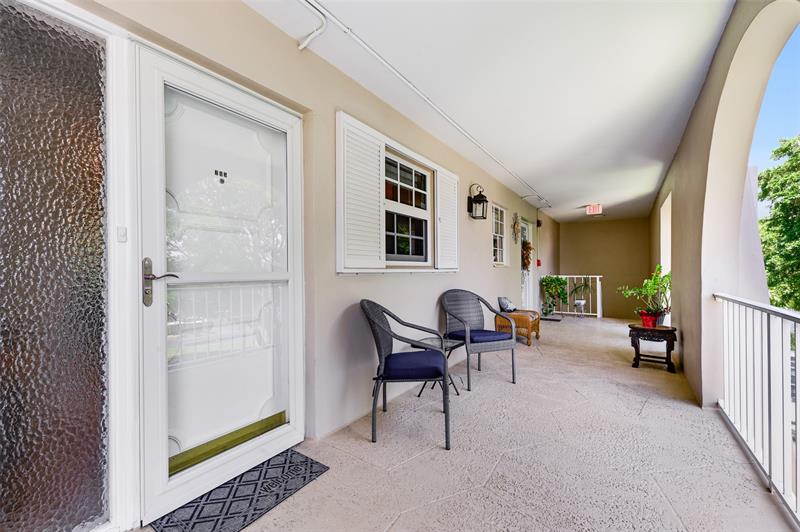 Image 17 of 24 For 773 Jeffery St  4-305