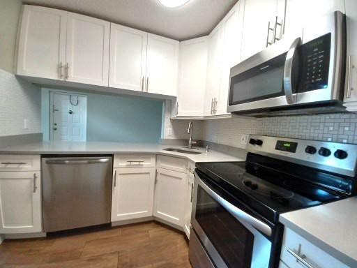 Image 3 of 37 For 806 Sky Pine Way  B3