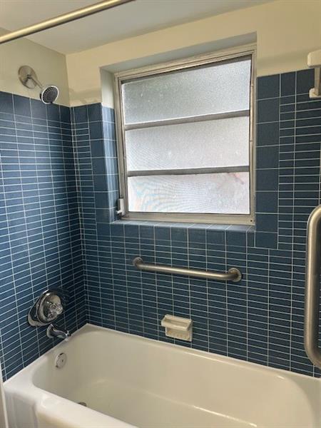 Image 16 of 24 For 3212 7th Pl  10