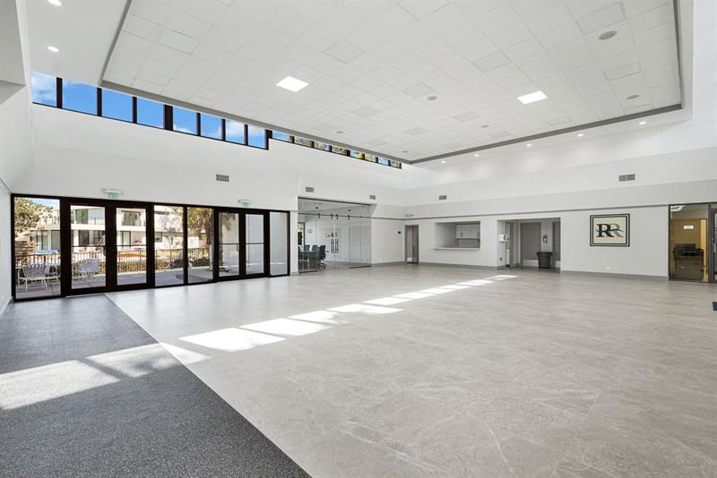 Image 23 of 28 For 900 River Reach Dr  101