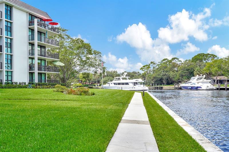 Image 27 of 28 For 900 River Reach Dr  101