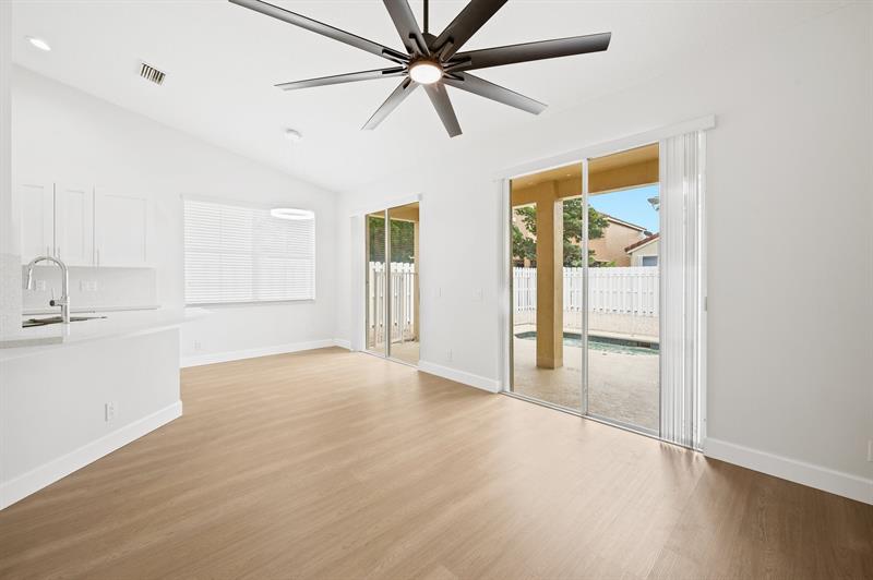 Image 13 of 46 For 845 Falling Water Rd