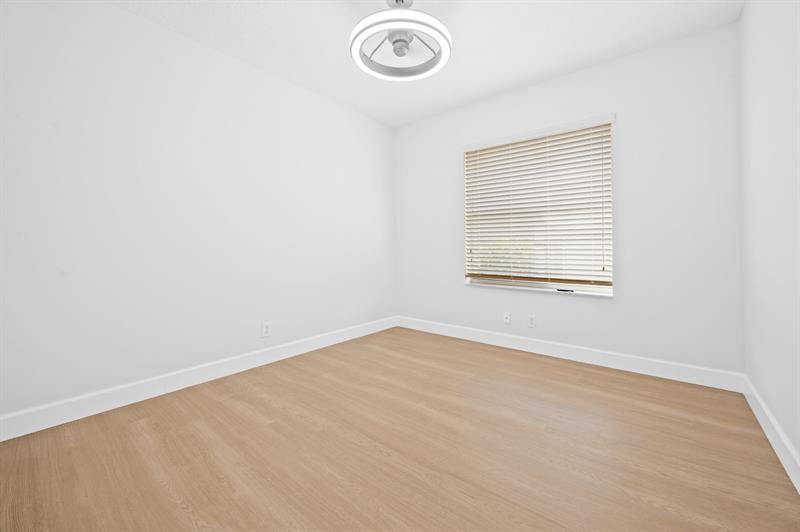 Image 26 of 46 For 845 Falling Water Rd