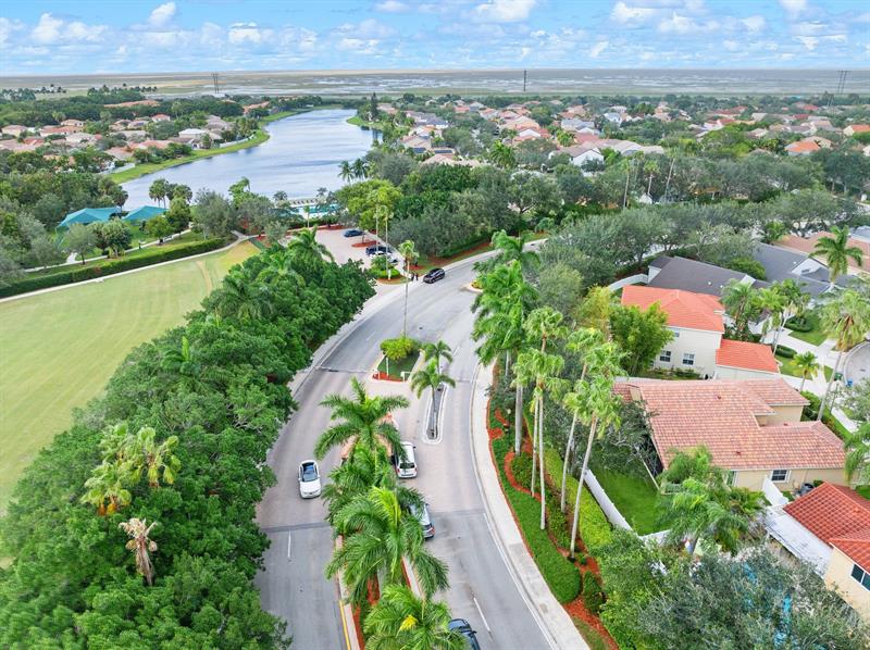 Image 39 of 46 For 845 Falling Water Rd