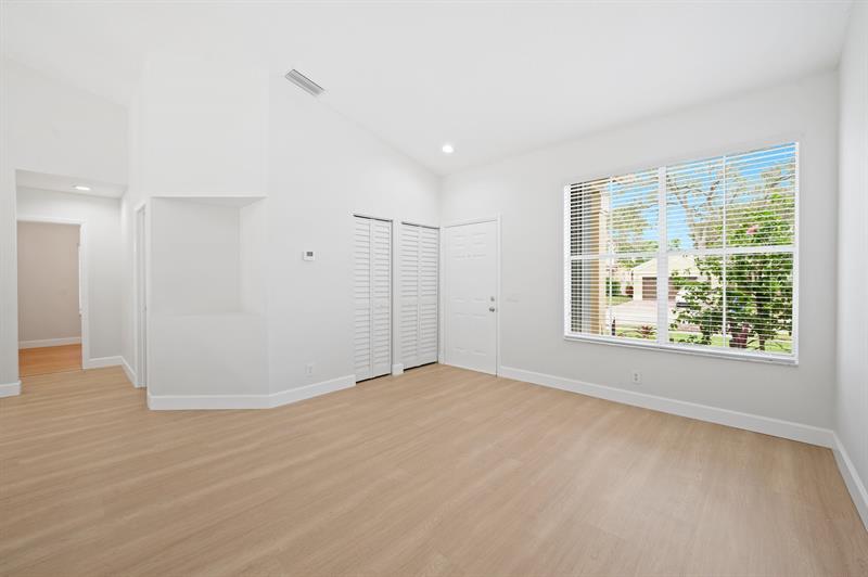 Image 9 of 46 For 845 Falling Water Rd