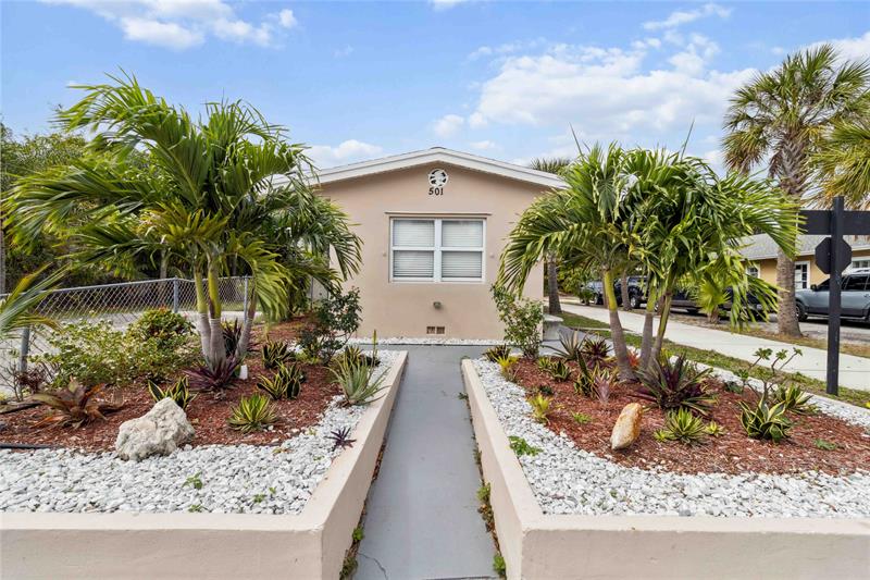 Details for 501 S E St , Lake Worth Beach, FL 33460