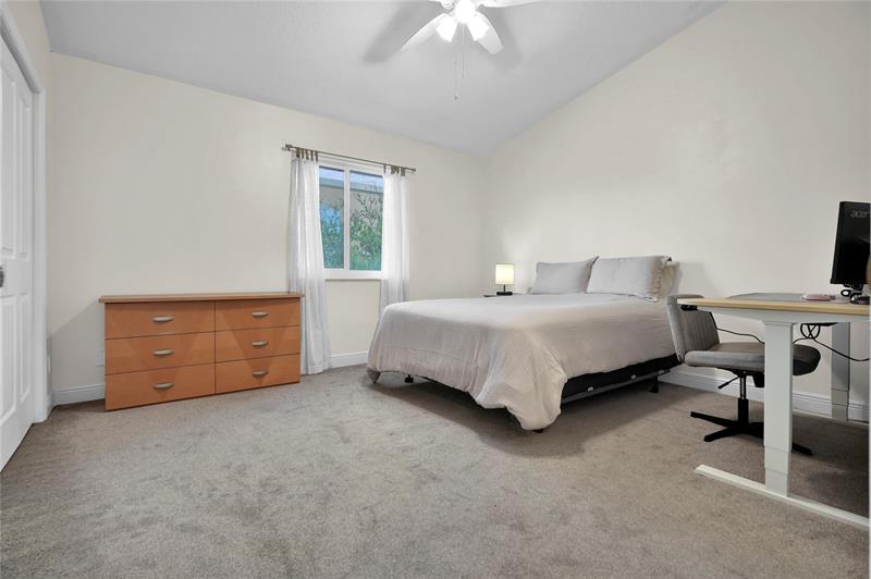 Image 17 of 30 For 2453 14th Street Cswy