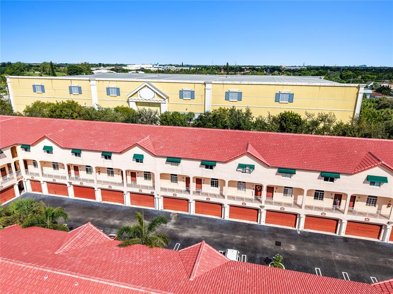 Image 28 of 30 For 2453 14th Street Cswy