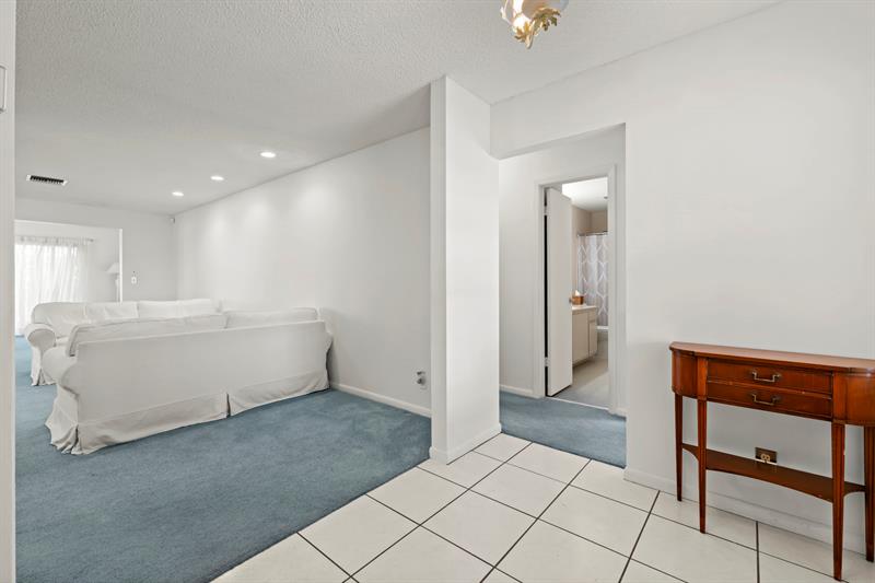 Image 5 of 40 For 6306 Dusenburg Road