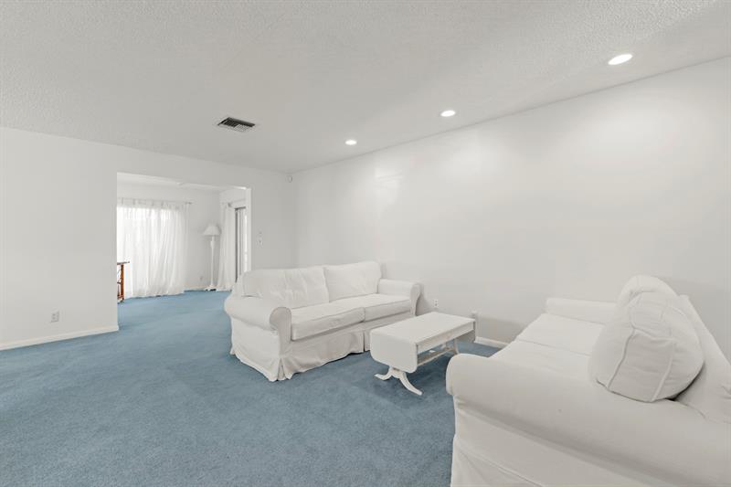 Image 7 of 40 For 6306 Dusenburg Road