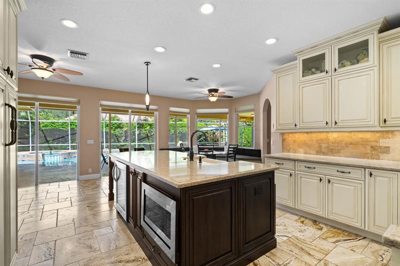 Image 10 of 33 For 6393 42nd Ter