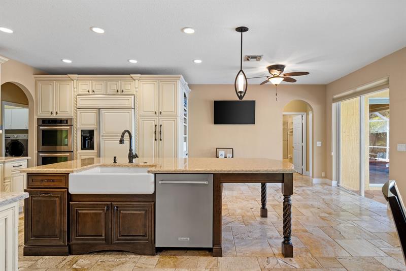 Image 11 of 33 For 6393 42nd Ter