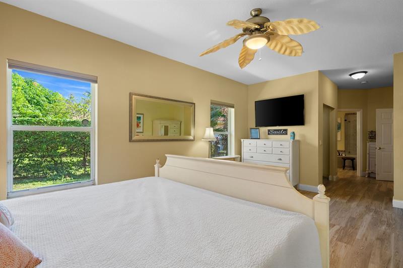 Image 14 of 33 For 6393 42nd Ter