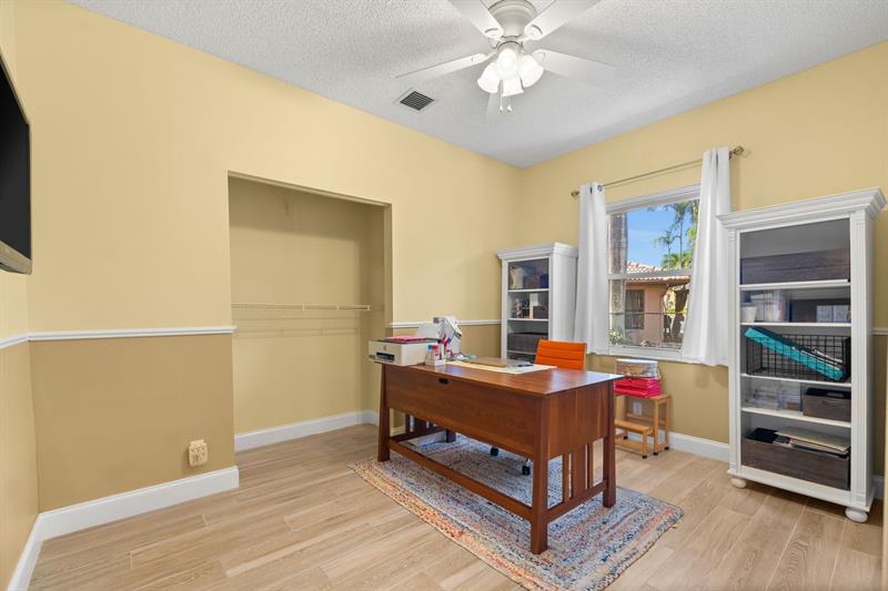 Image 18 of 33 For 6393 42nd Ter