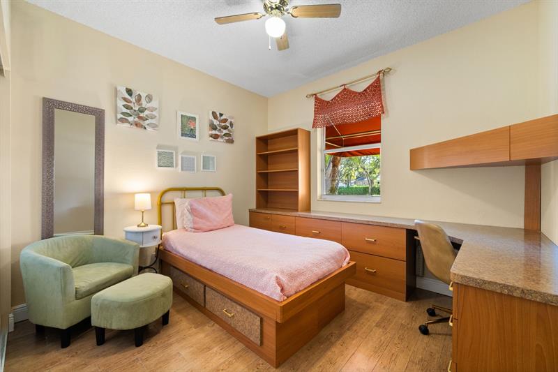 Image 22 of 33 For 6393 42nd Ter