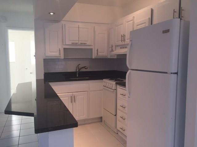 Image 10 of 23 For 1812 Oakland Park Blvd 29