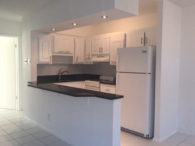 Image 12 of 23 For 1812 Oakland Park Blvd 29